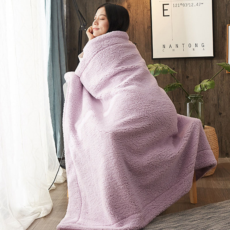 Модное двустороннее одеяло из  – обзор и цена Home Textiles Europe